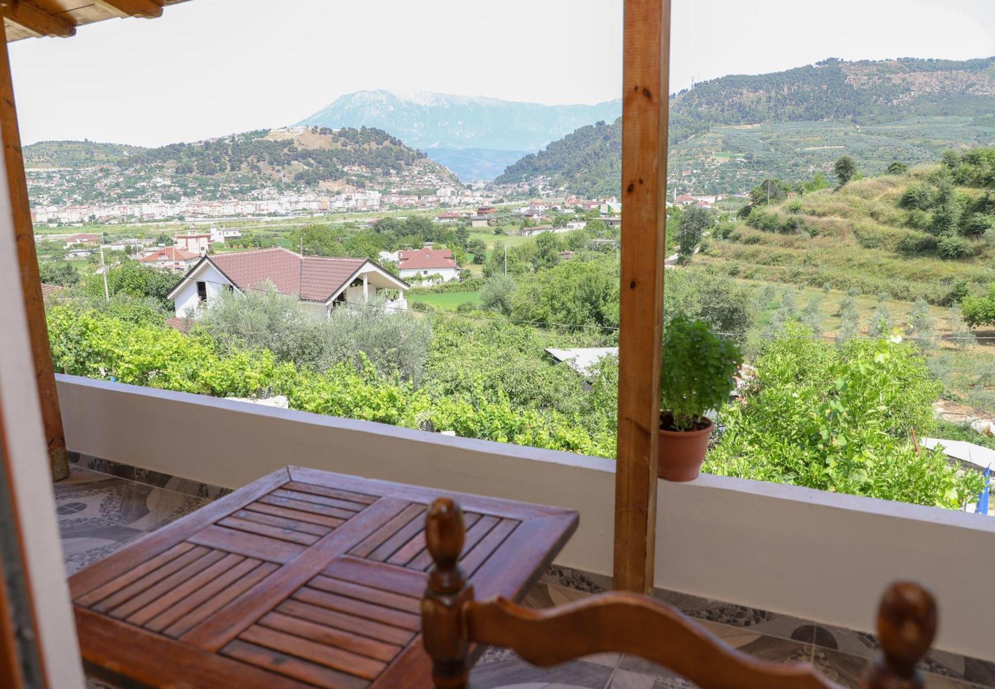 Villa Romario Μπεράτ Εξωτερικό φωτογραφία